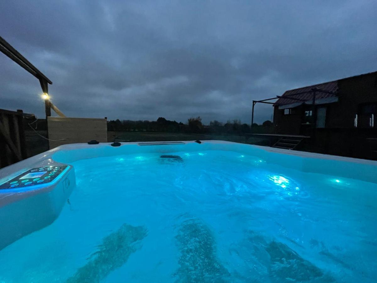 איגוס-מורטס Myinsolite - Tiny-House, Jacuzzi, Brasero, Piscine מראה חיצוני תמונה